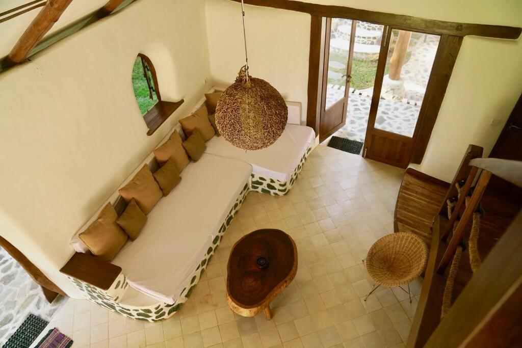 Beach-Front Sumbawa Surf House Lemonga 외부 사진